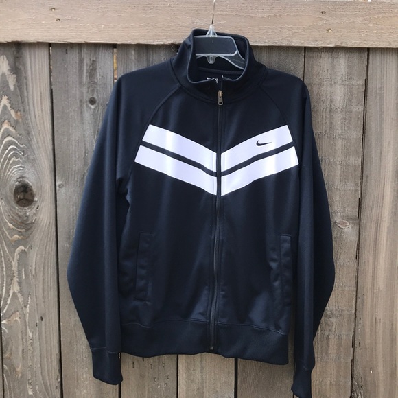 nike hoodless jacket